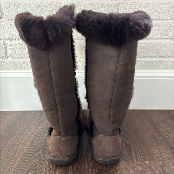 Born Shearling Boots/SIZE 10 - Picture 3 of 7